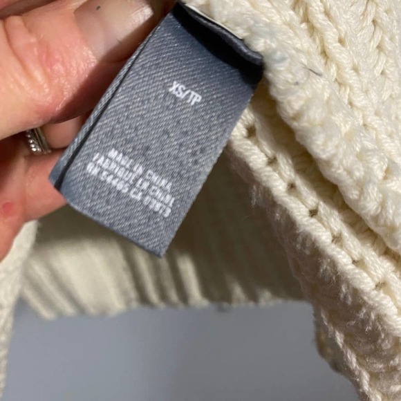 AERIE White with Blue Lace Sweater Size Small - Picture 5 of 7